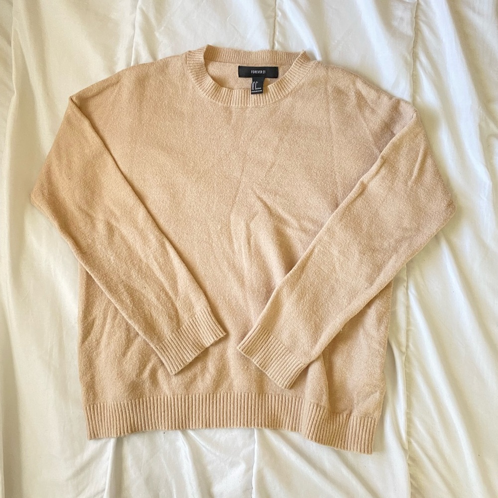 Forever 21 • Sweater